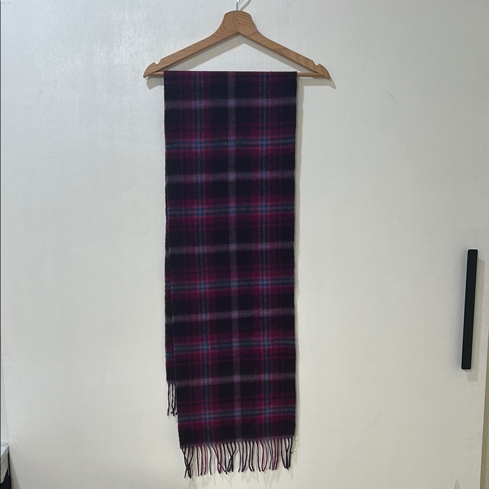 JAMES PRINGLES WOMEN PURPLE PLAID SCARF 100% WOOL NEW
